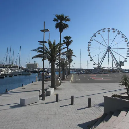 Le Gite Du Port Landhuis